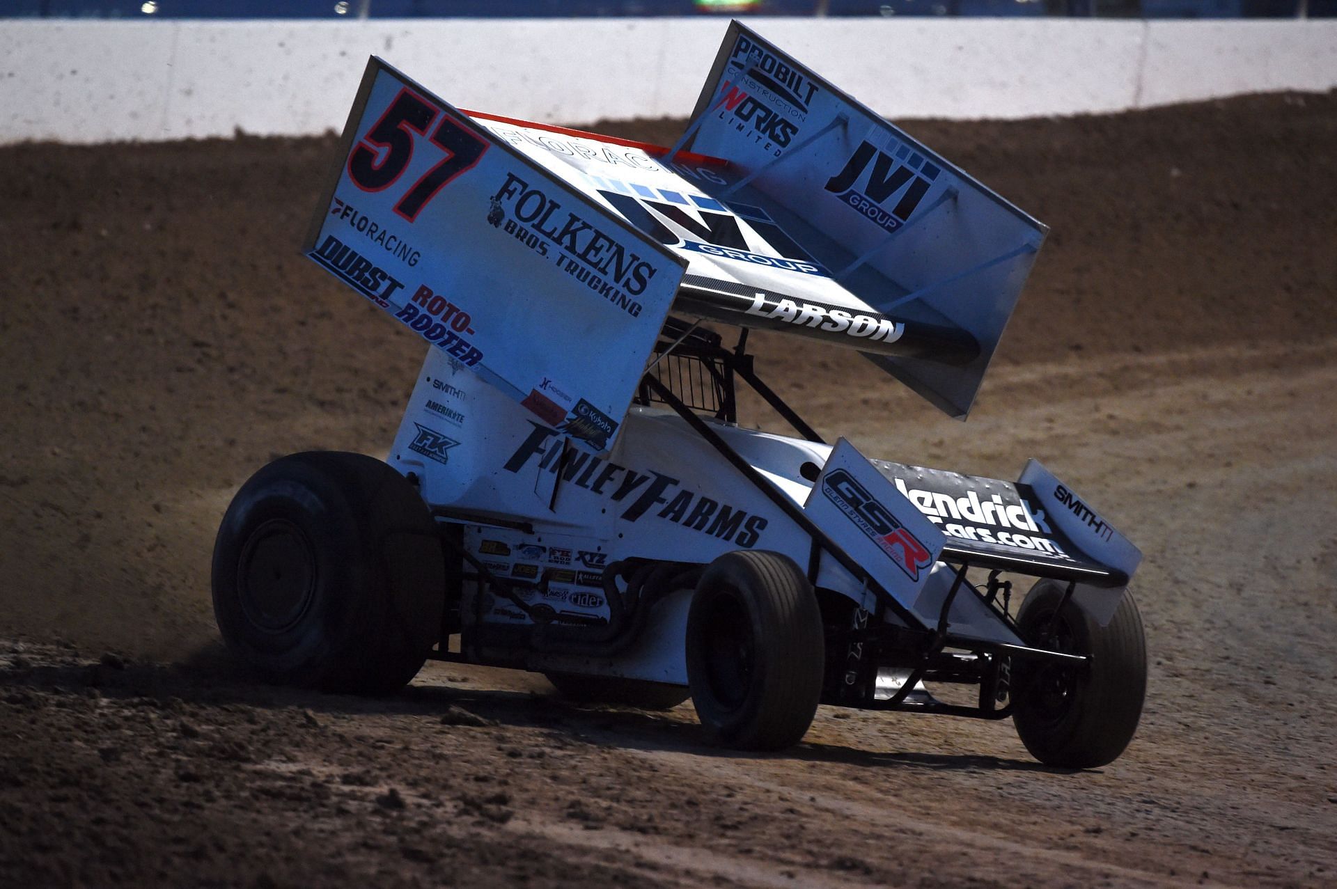 Kyle Larson (#57 Silva Motorsports) completes a qualifying lap during the season opener for the Kubota High Limit Racing series on March 13, 2025 - Source: Getty