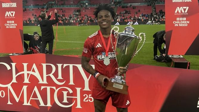 IShowSpeed gives a two-word reaction after winning the Sidemen Charity Match