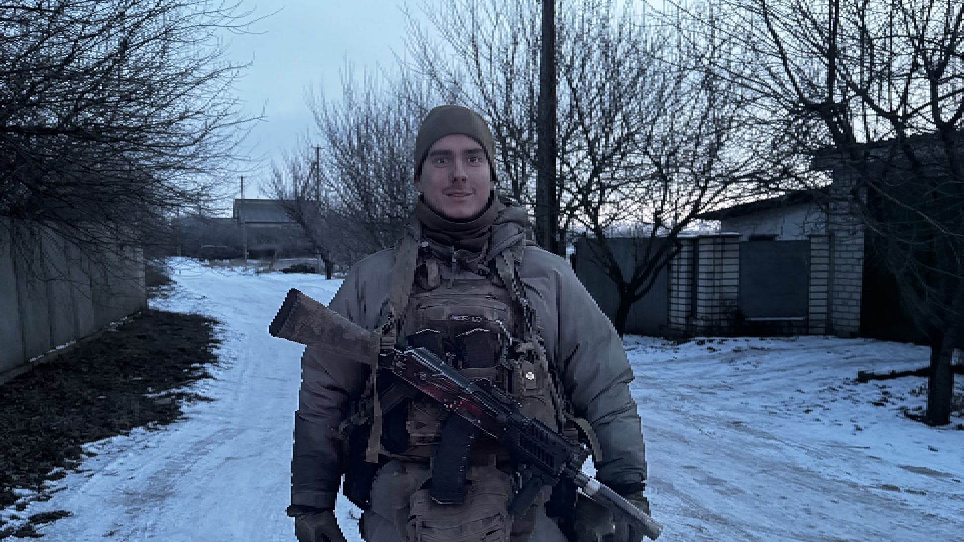 Counter-Strike player in the Ukrainian army (Image via @galaxypleasure_/X))