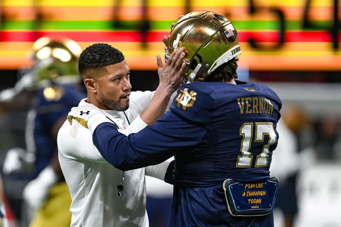 "Whenever I post something, he comments": Star EDGE reflects on Notre Dame commit Thomas Davis Jr.'s recruiting pitch