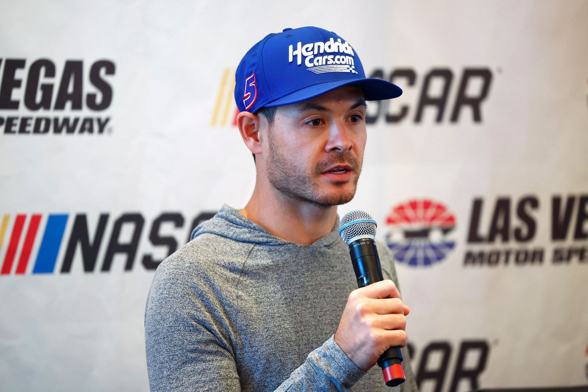 Kyle Larson answers questions from attendees during a media luncheon in advance of the 2025 Pennzoil 400 NASCAR Weekend on March 5 - Source: Getty