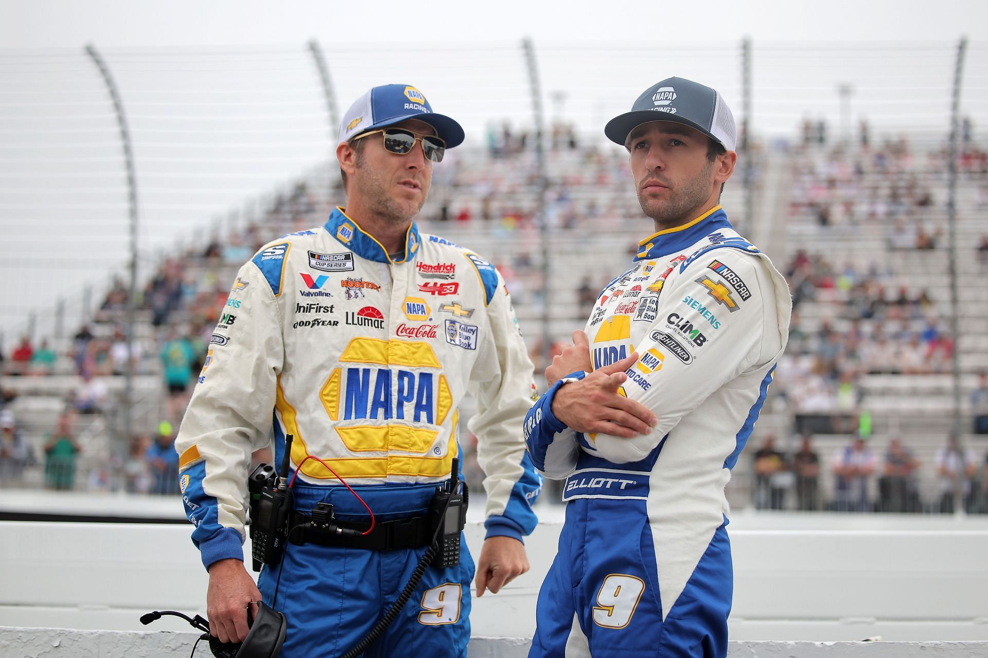 Chase Elliott and crew chief Alan Gustafson talk on the grid prior to the USA Today 301 at New Hampshire Motor Speedway on June 23, 2024 (Source: Getty)