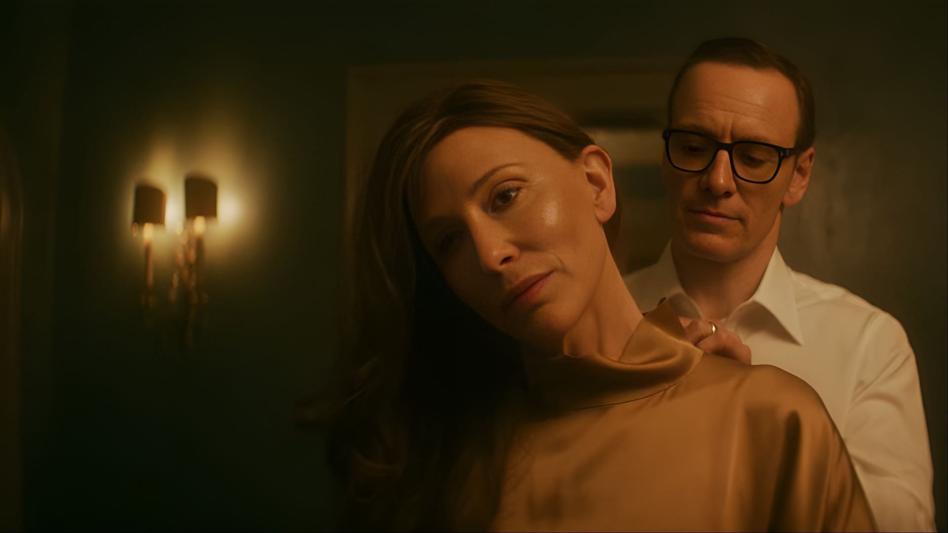 Cate Blanchett as Kathryn St. Jean and Michael Fassbender as George Woodhouse in Black Bag. The couple navigates trust, deception, and betrayal in the high-stakes world of espionage. (Image via Focus Features/ Youtube)