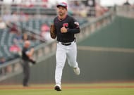 How much is Steven Kwan Contract in 2025?