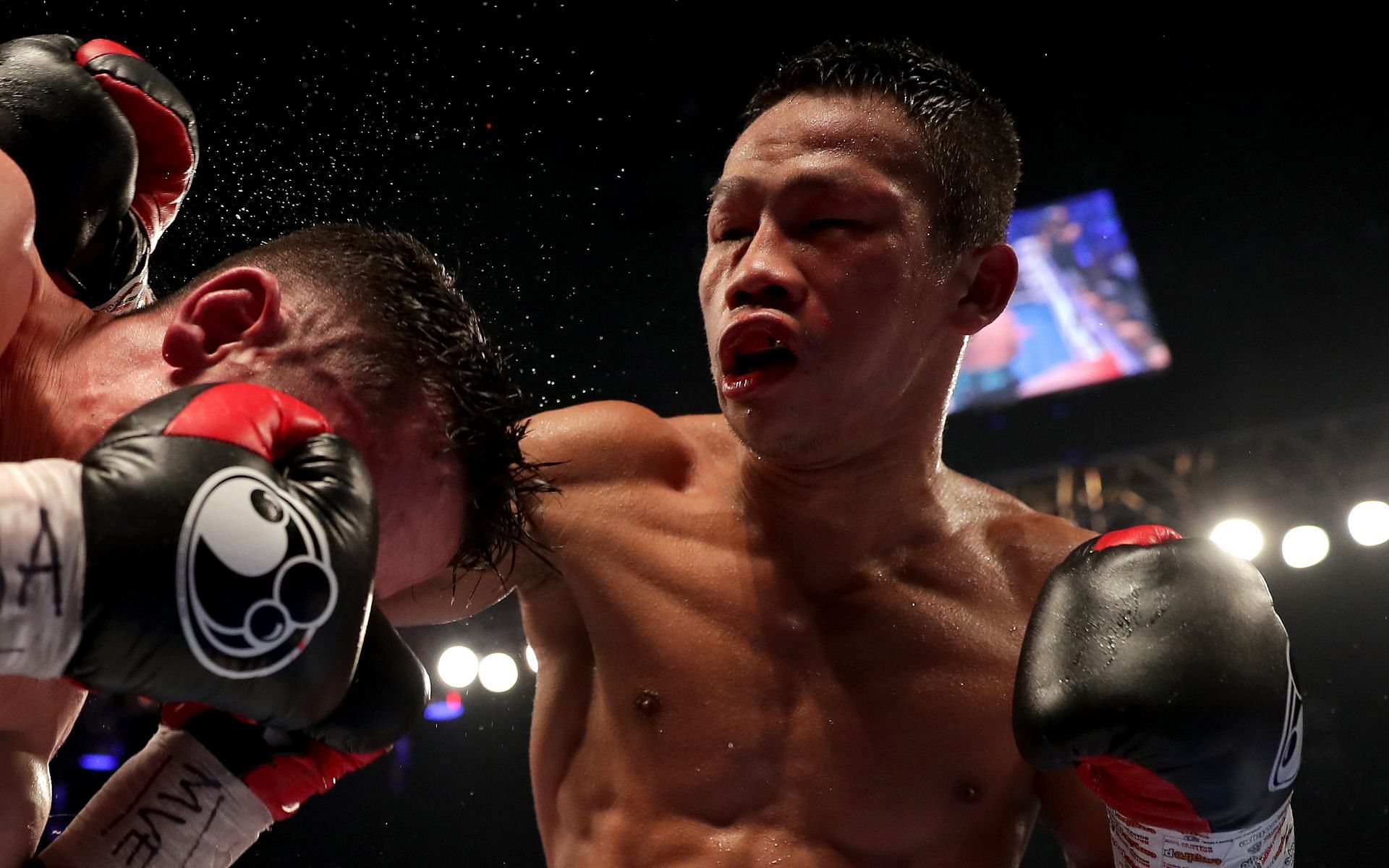 Daud Yordan (right) is set to headline a much-awaited fight card in Australia [Image courtesy: Getty Images]