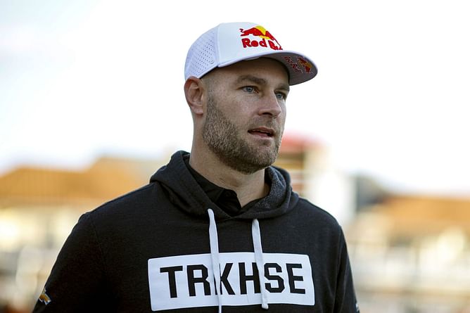 “It’s a shame”: Shane van Gisbergen laments lost potential as Trackhouse Racing teammates shine at Las Vegas