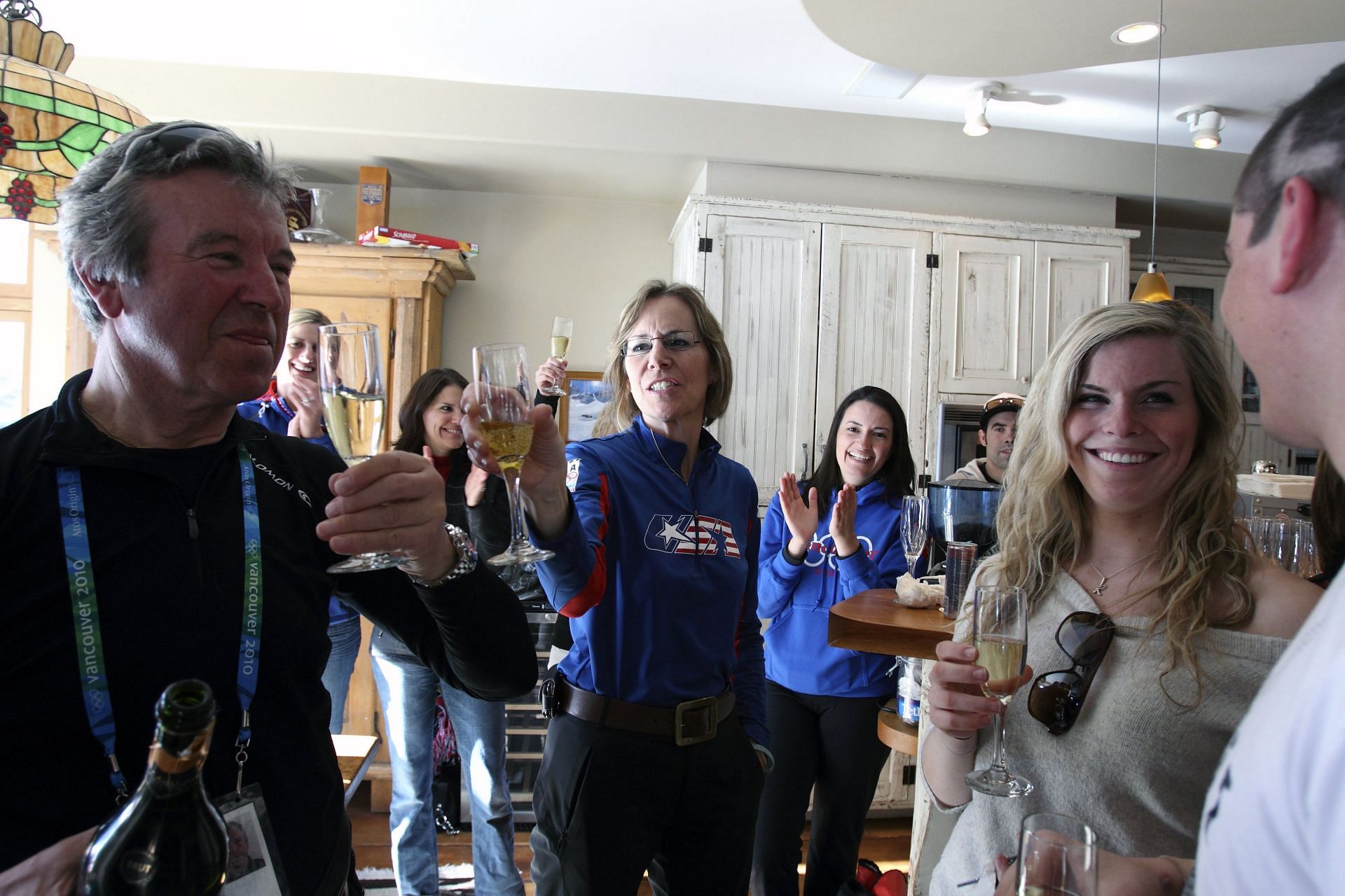 Linda Krohn (center) at The 2010 Winter Olympics - (Image via Getty)