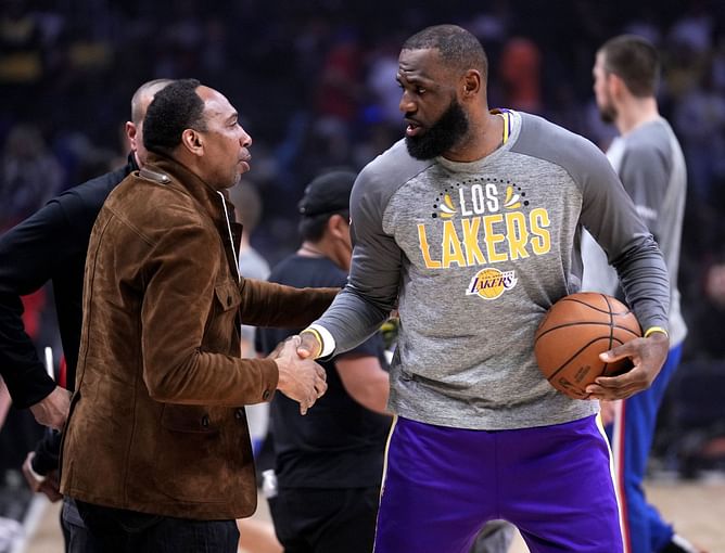 "Act so wounded"- NBA analyst pinpoints double standards in Stephen A. Smith's rant about LeBron James' courtside confrontation