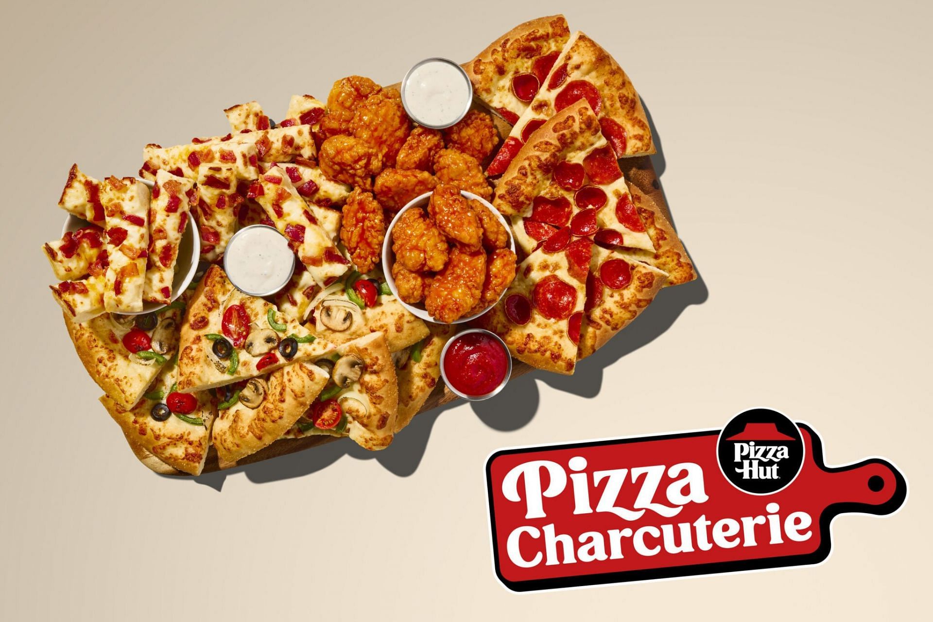 A spread full of fan-favorite menu items (Image via blog.pizzahut.com)