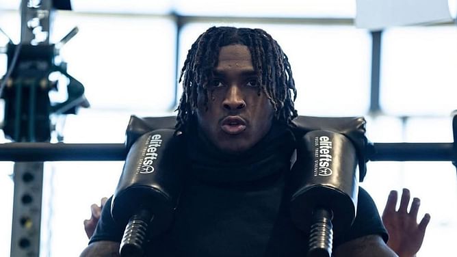 Oregon enrolee Dakorien Moore's charged-up IG post elicits reactions from Alabama's Keelon Russell, Chris Henry Jr., Ethan Feaster and others