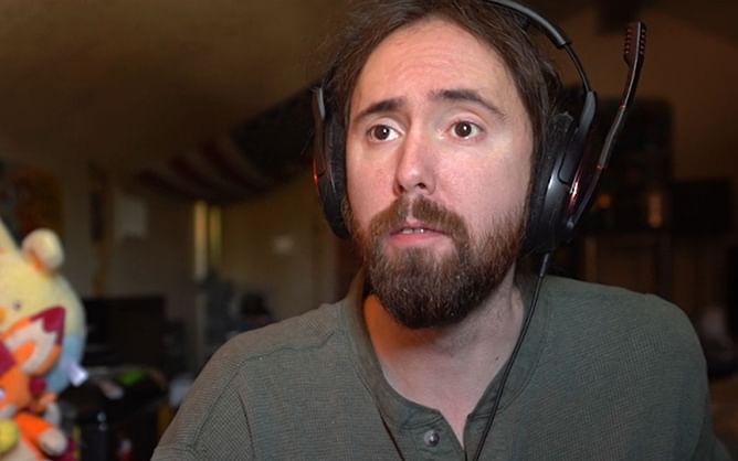 "They're just re*ards": Asmongold claims Reddit users are "racist" against him
