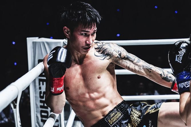 “Tourists would give us tips” - Tawanchai recalls first fight in a bar at seven years old