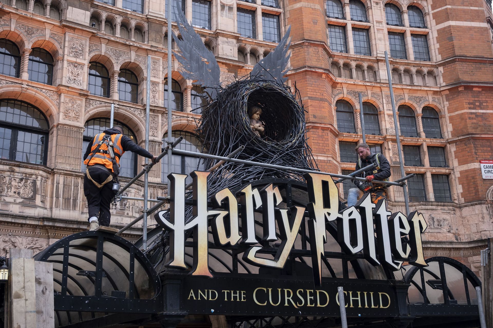 Harry Potter Scaffolders In London - Source: Getty