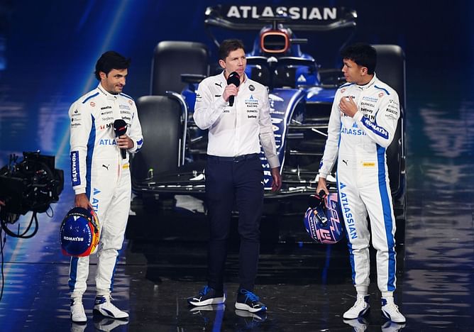 Williams “need to help” Carlos Sainz get adjusted to the team, according to James Vowles