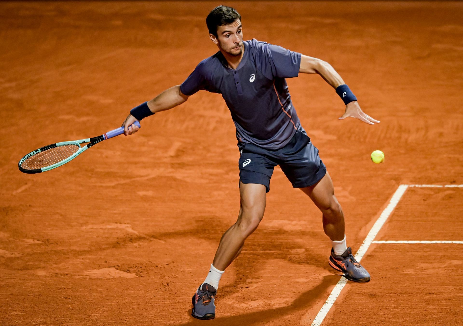 Lorenzo Musetti hits a forehand in Buenos Aires | Image Source: Getty