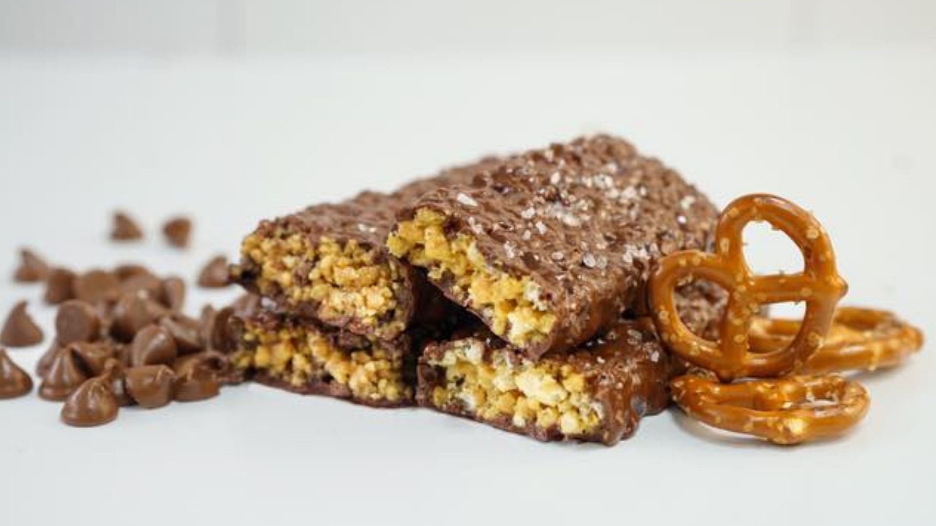 NuGo Chocolate Pretzel (Image via NuGo Nutrition Bars/Facebook)