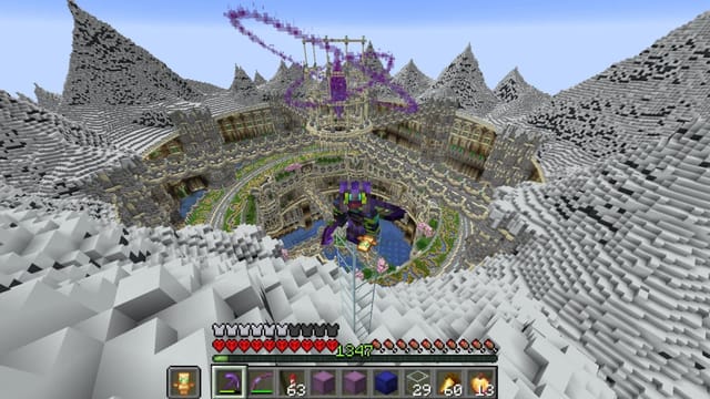 Minecraft Hardcore player showcases incredible megabase