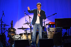 "Not the same in basketball when we play in Olympics" - Stand-up comic Denis Leary offers bold 4 Nations take