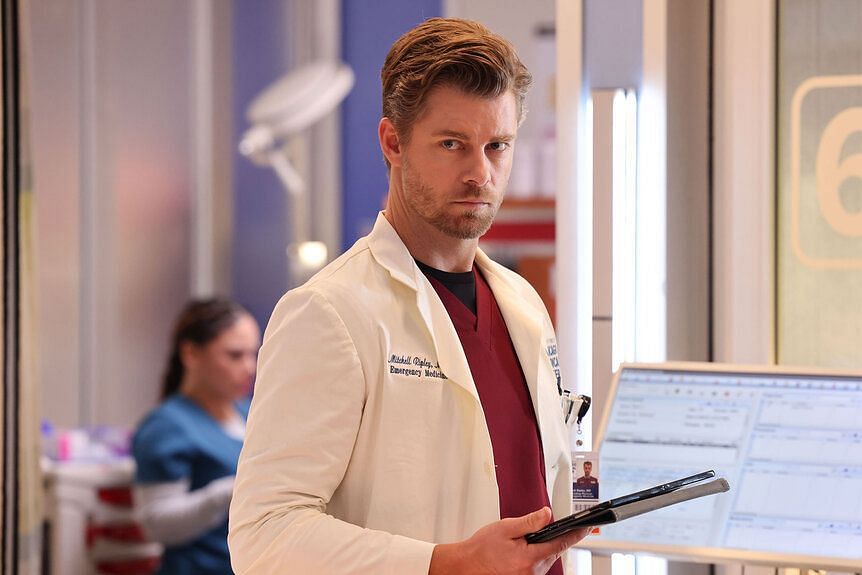 Mitch Ripley (Luke Mitchell) appears in Season 9 Episode 3 of Chicago Med (Image via NBC)