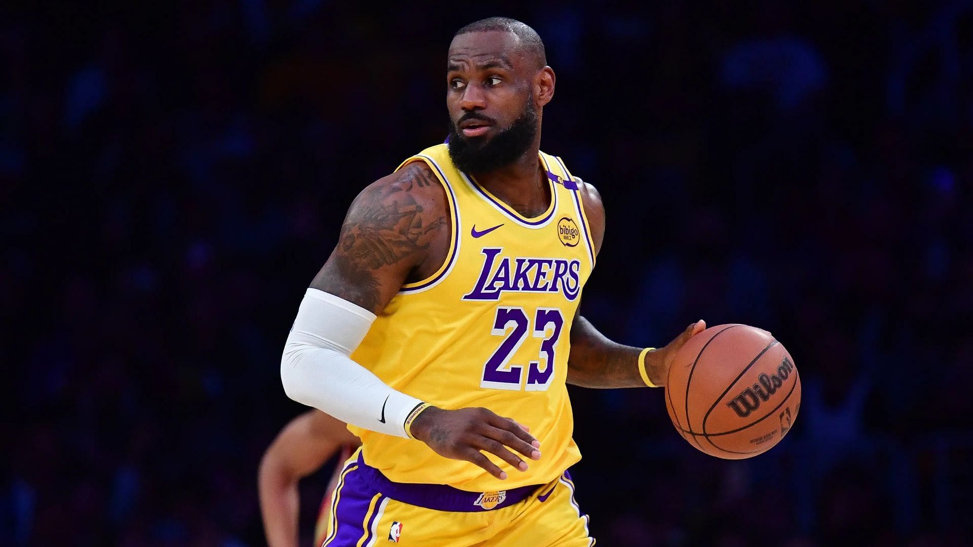 LeBron James receives 3-word reaction from famous actor for comparing basketball to music. (Photo: IMAGN)