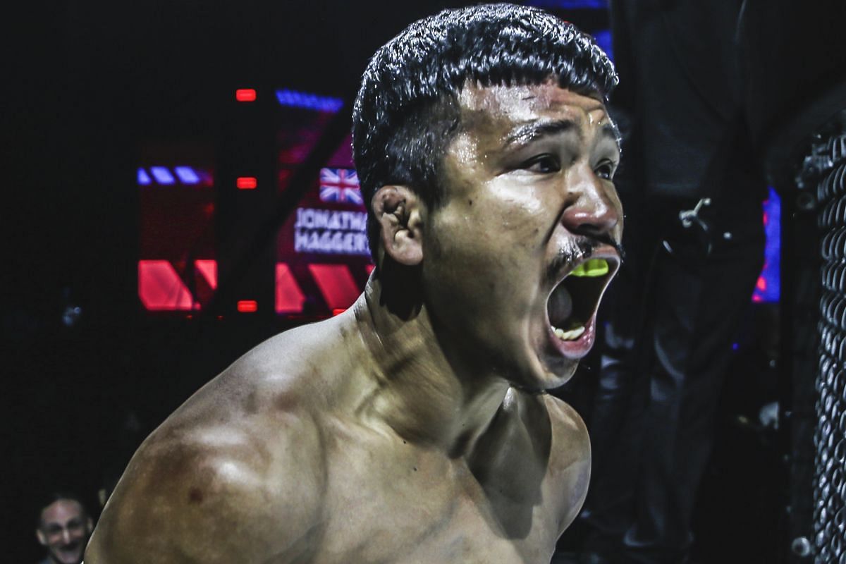 Two-sport ONE world champion Superlek. [Photo via: ONE Championship] 