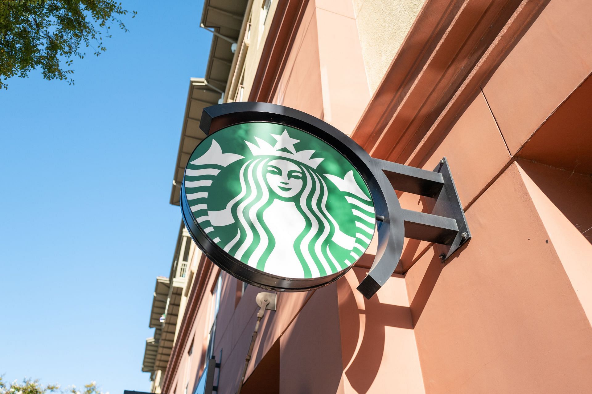 Starbucks Signage - Source: Getty