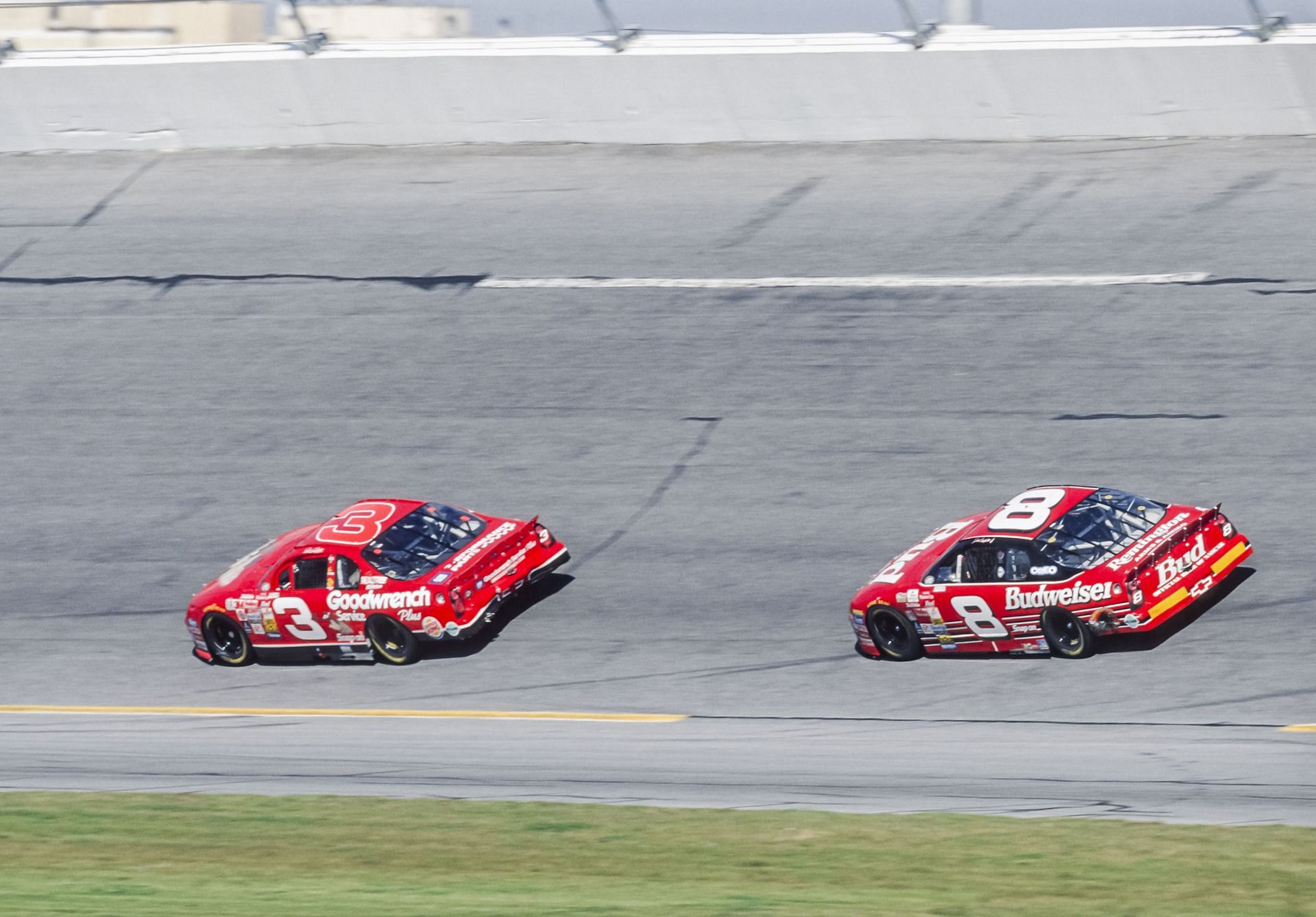 2000 Daytona 500 NASCAR - Source: Getty