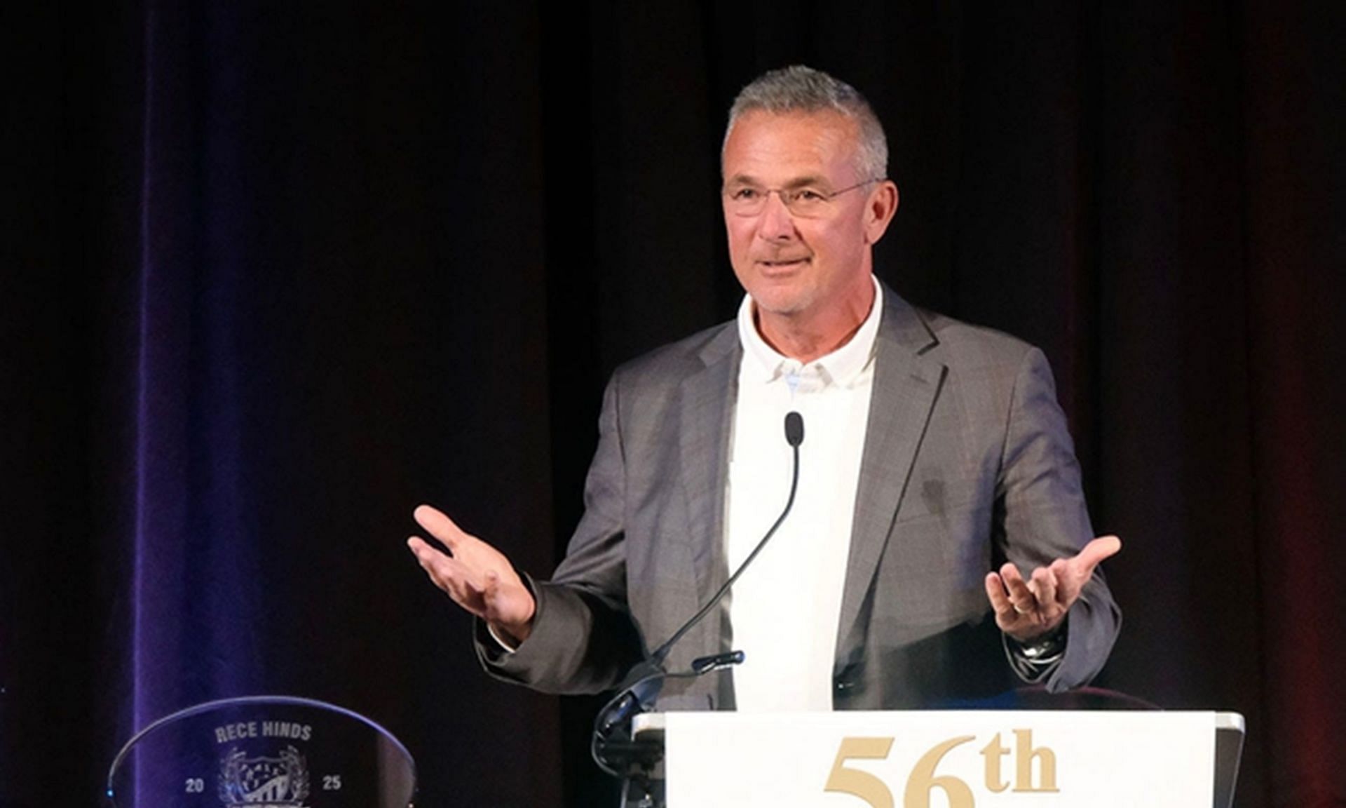 Urban Meyer was the keynote speaker of the 2025 All Sports Association Awards Banquet. (Image credits: Imagn)