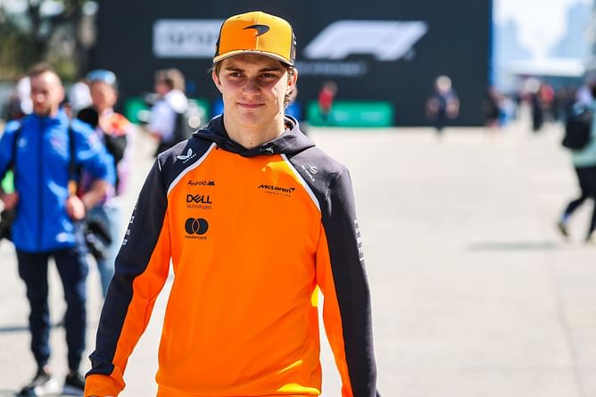 Oscar Piastri pinpoints one thing from McLaren that potentially cost him pole position against Lewis Hamilton for the F1 Chinese GP sprint