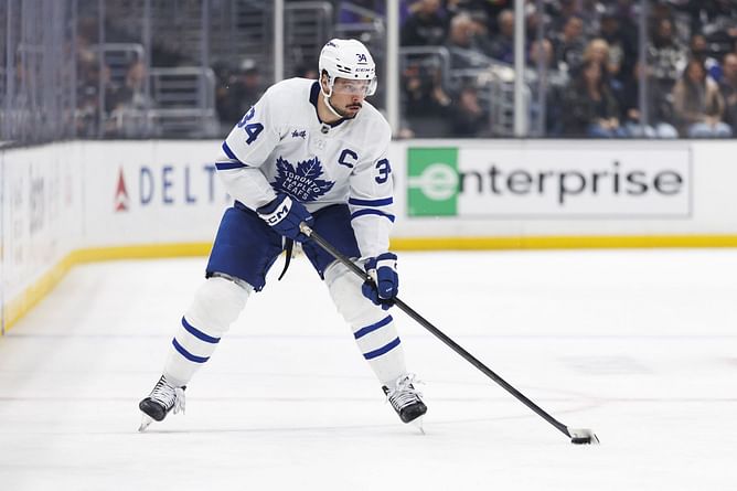 Auston Matthews escapes gruesome injury after taking Cutter Gauthier's skate blade to the face