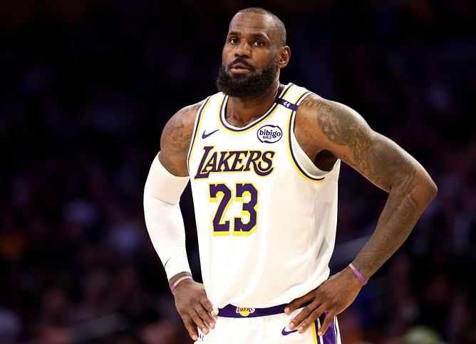 "This is literally Aaron Hall’s most trash song" — Netizens react to LeBron James posting IG story about his son tuned to Drake’s 'Gimme a Hug'