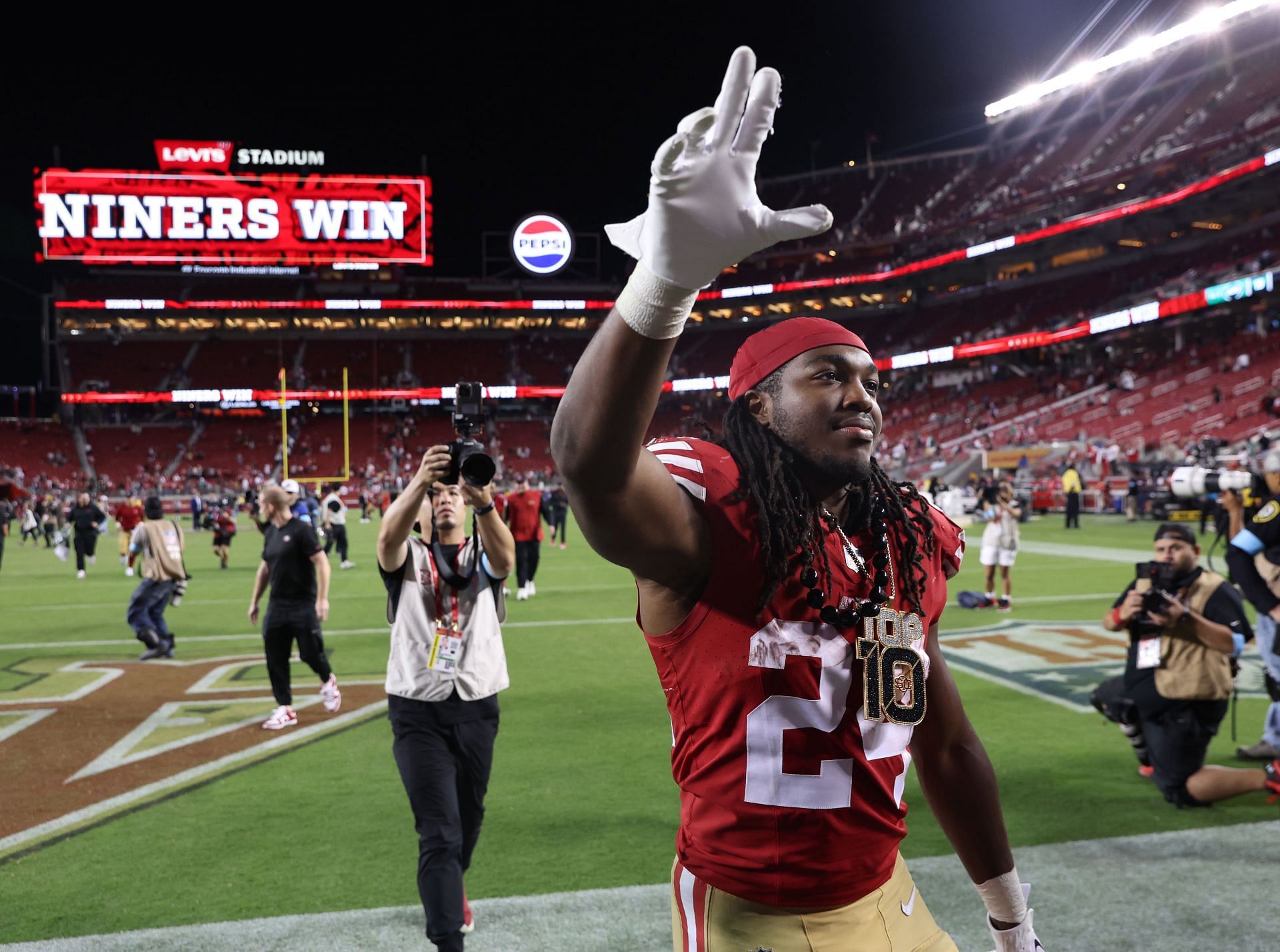 New York Jets vs. San Francisco 49ers - Source: Getty