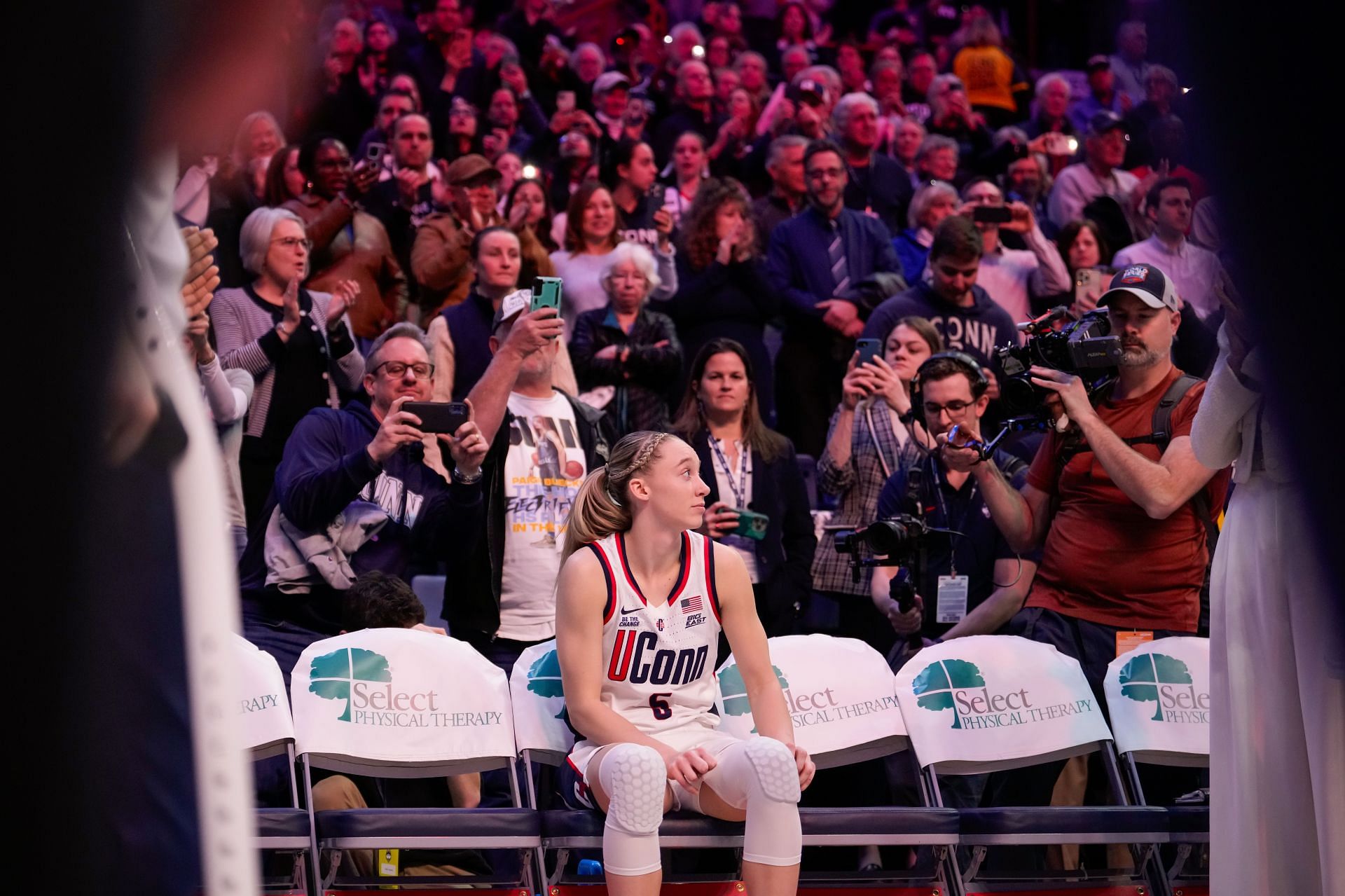 Geno Auriemma: Paige Bueckers unlocks new milestone after UConn wins ...