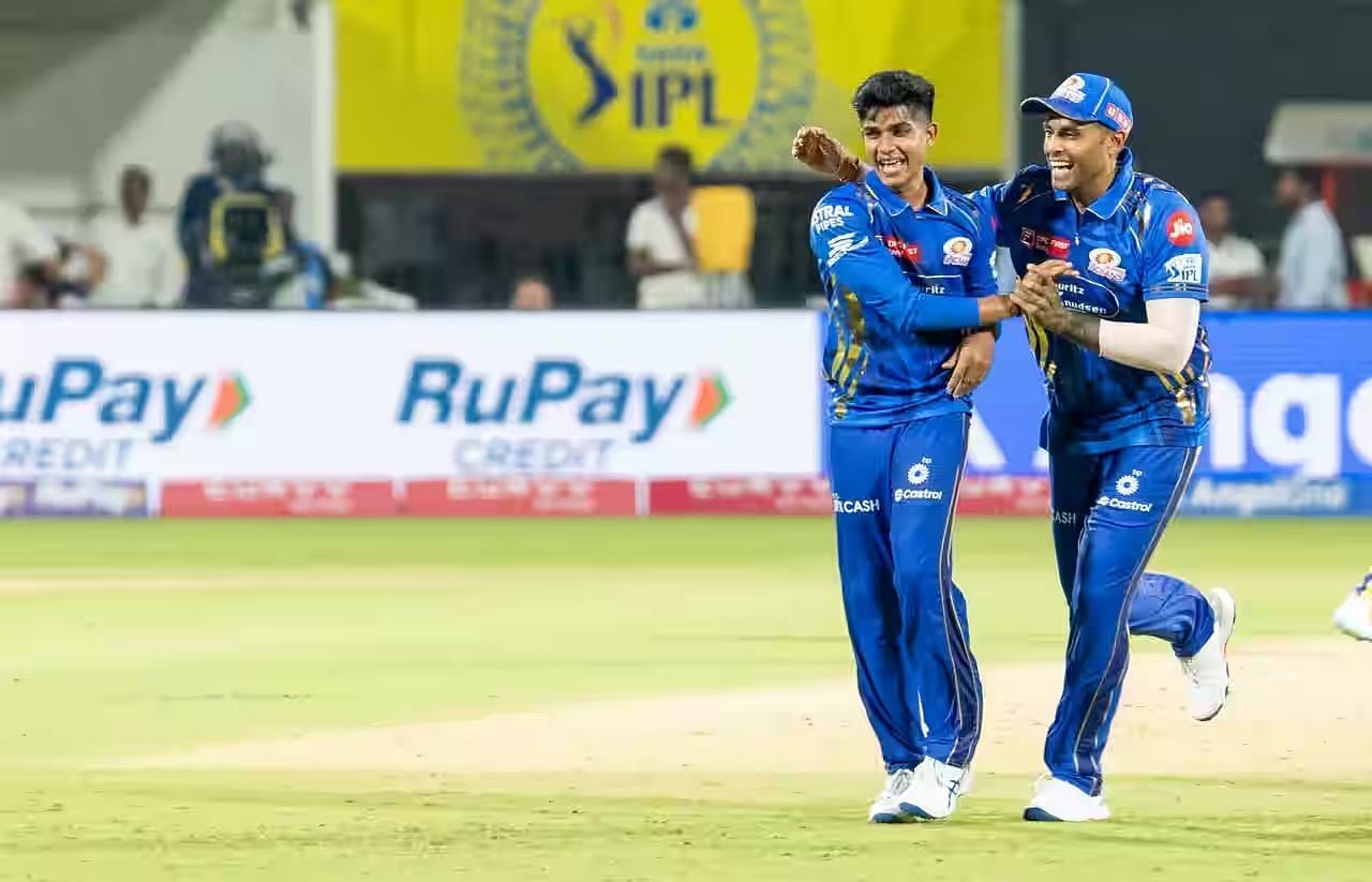 Vignesh Puthur registered figures of 3/32 in four overs in MI&#039;s IPL 2025 clash against CSK. [P/C: iplt20.com]