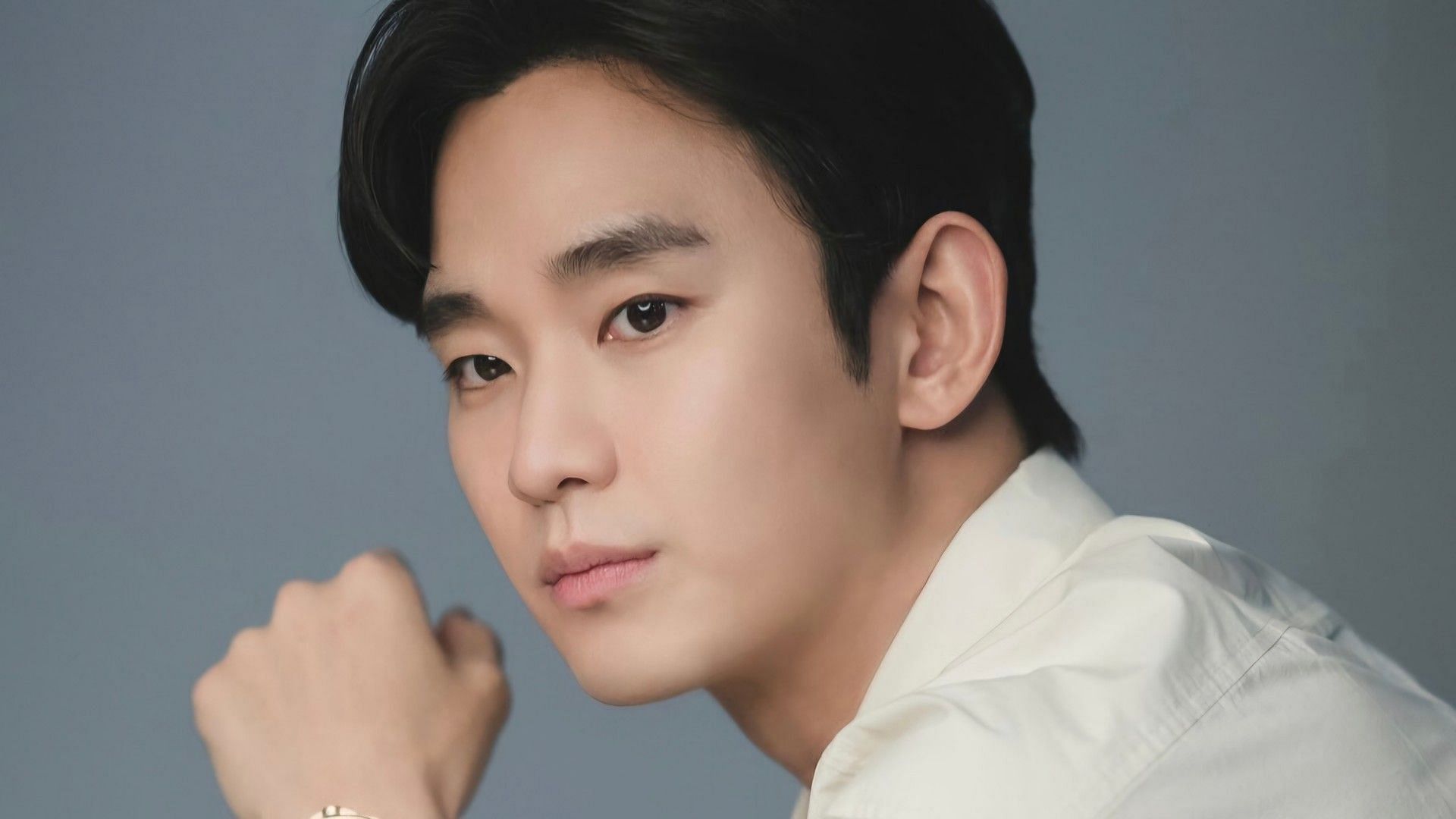 Kim Soo-hyun (Image via Instagram/@goldmedalist_official)