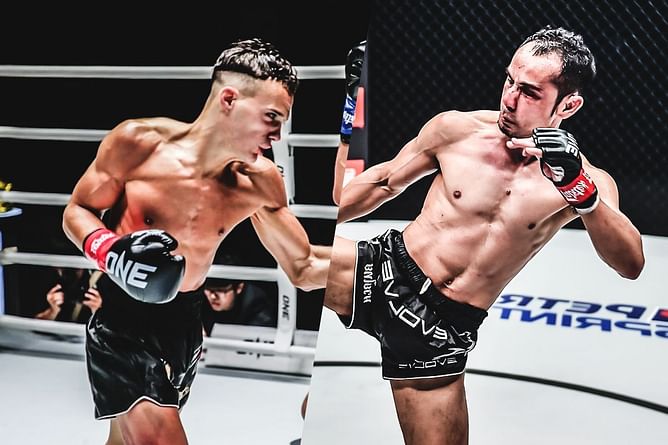 “All of his left side is his strength” - Jonathan Di Bella cites mastery of angles as key to beating powerful Sam-A