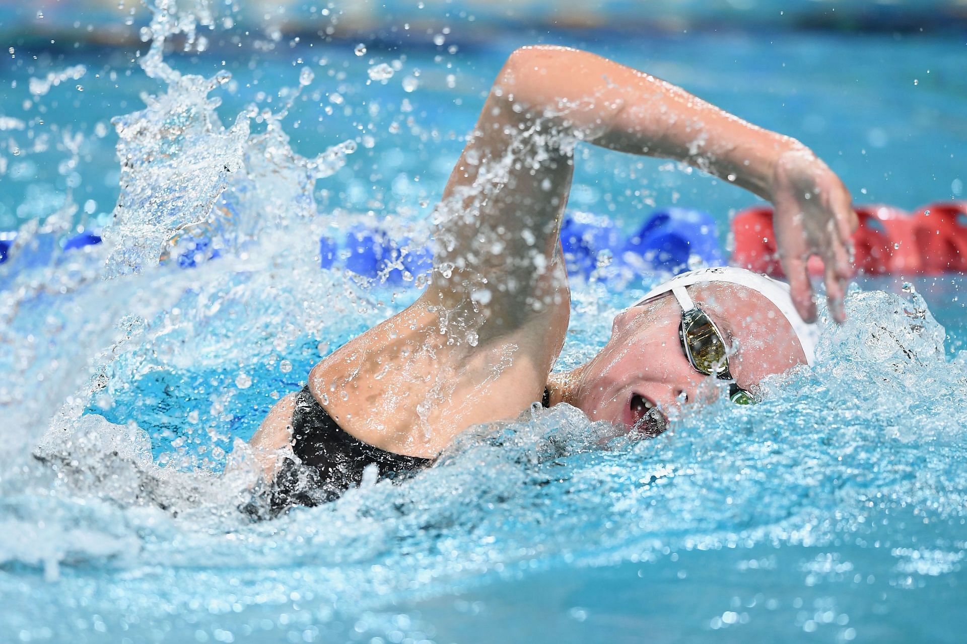 Arairne Titmus at the Sleeman Sports Complex during the Women;s 800m freestyle of the 2017 World Championships (Image via: Getty Images)