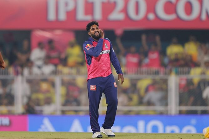 Wanindu Hasaranga dismisses Ruturaj Gaikwad for 63 immediately after being tonked for 6 in RR vs CSK IPL 2025 match [Watch]