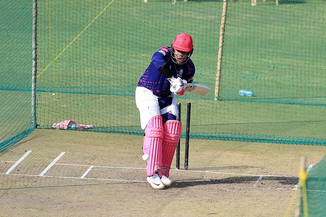 Shimron Hetmyer hits tripod camera during RR training session ahead of IPL 2025 [Watch]