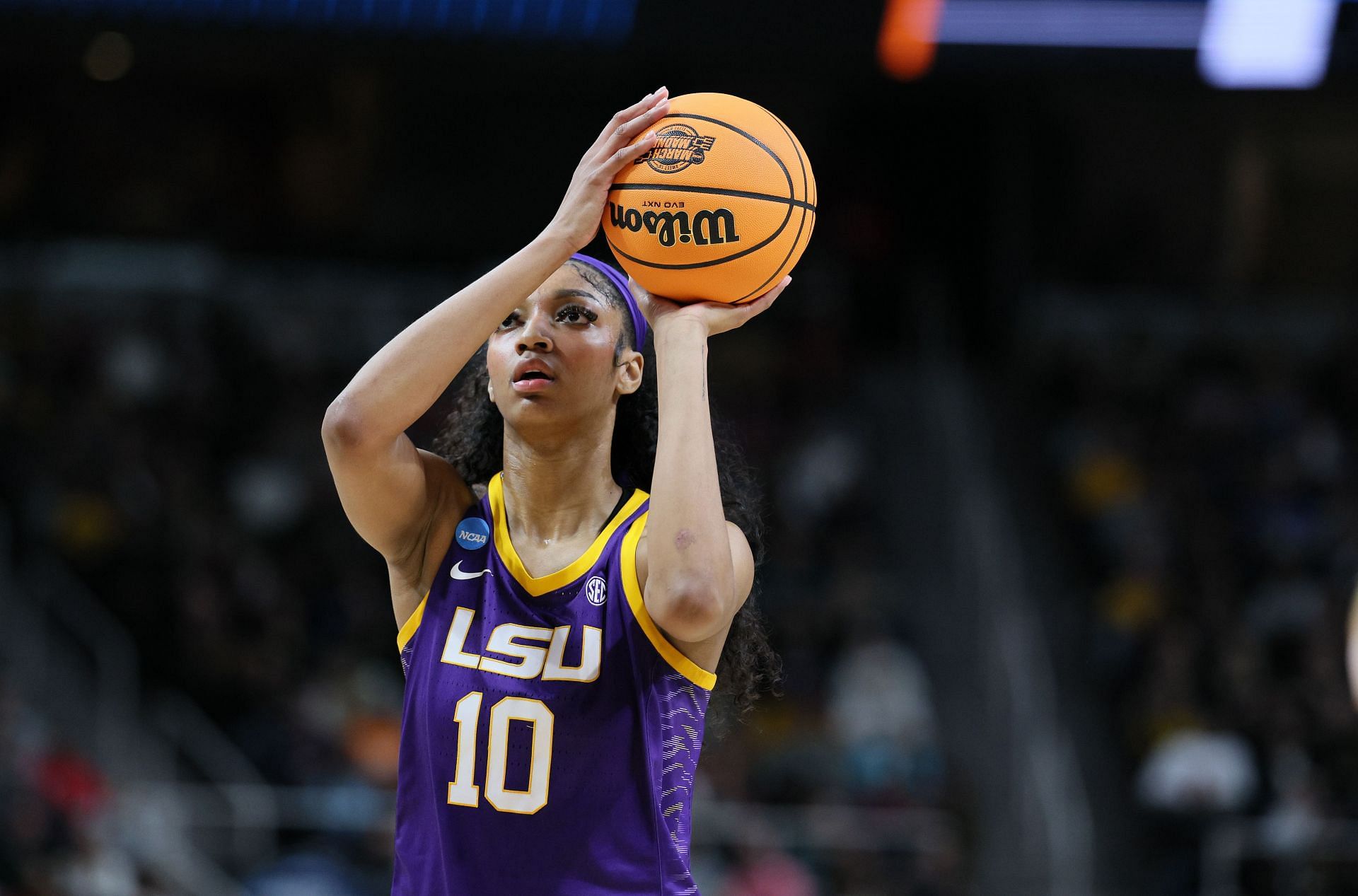 Angel Reese during her time with LSU - Source: Getty