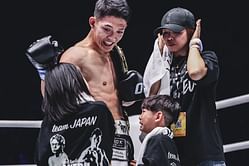 “I’m glad I worked hard” - Masaaki Noiri presents his ONE world title to his parents in laidback family homecoming