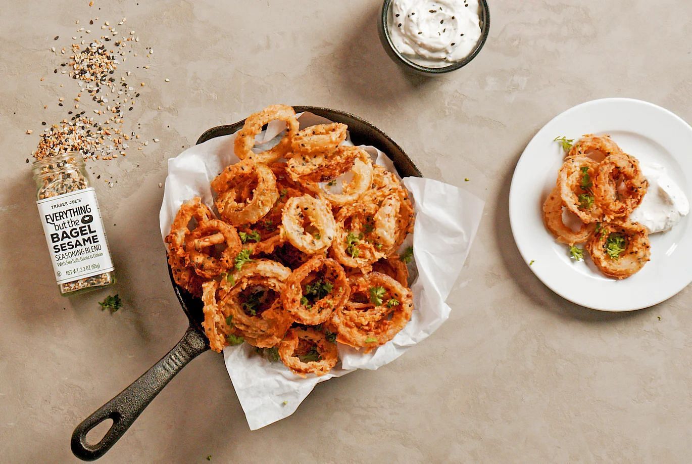 A seasoning blend for a variety of dishes (image via traderjoes.com)