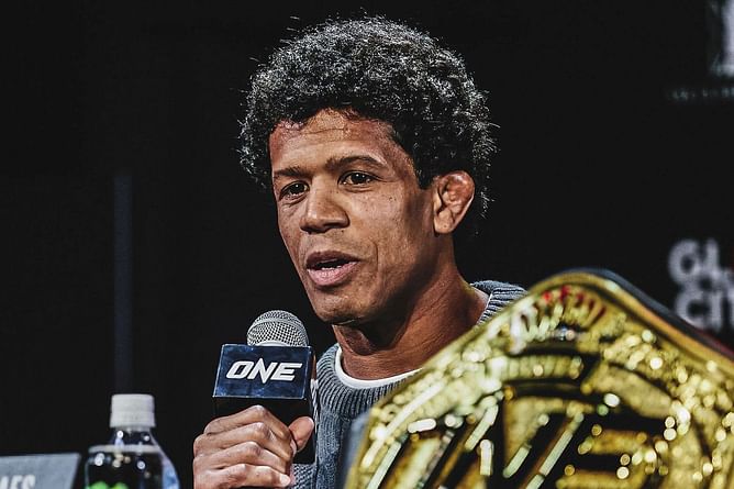 Adriano Moraes says it's always a "checkmate" for anyone in his guillotine choke: "You're going to sleep or you're going to tap"