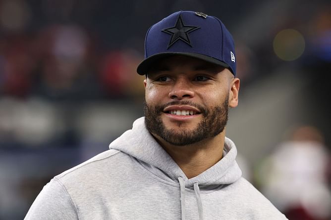 Dak Prescott claps back at trolls with 4-word message after ex-inmate stands up for him