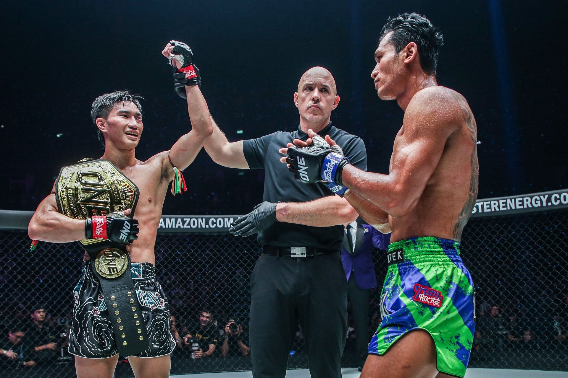 Tawanchai (left), Jo Nattawut (right) [Photo via ONE Championship]