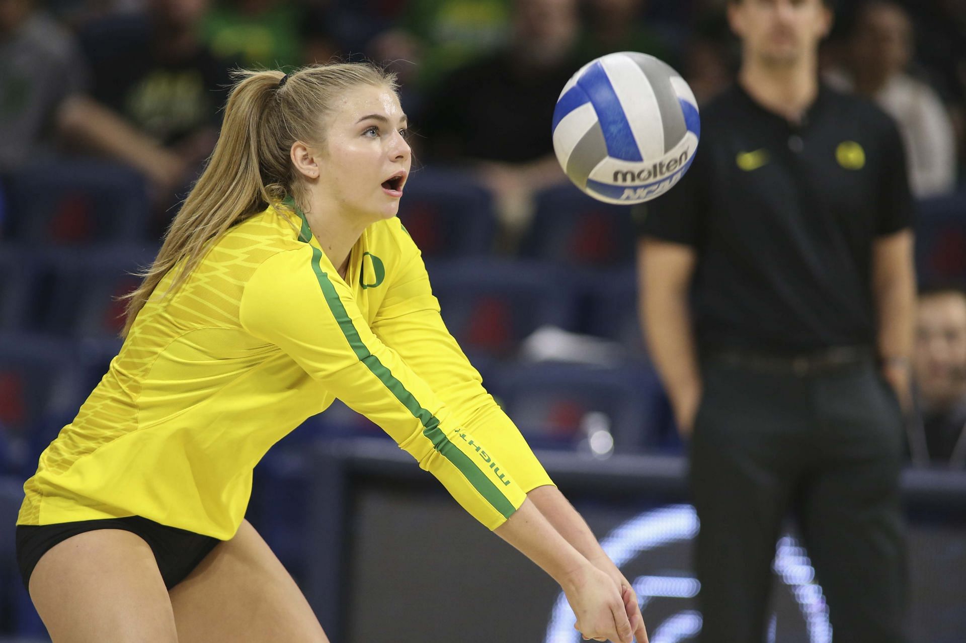 Brooke Nuneviller during a college volleyball game between the Arizona Wildcats and the Oregon Ducks in Tucson, AZ. (Photo via Getty Images)