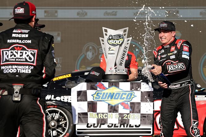 Christopher Bell completes hat-trick with a win at Phoenix Raceway