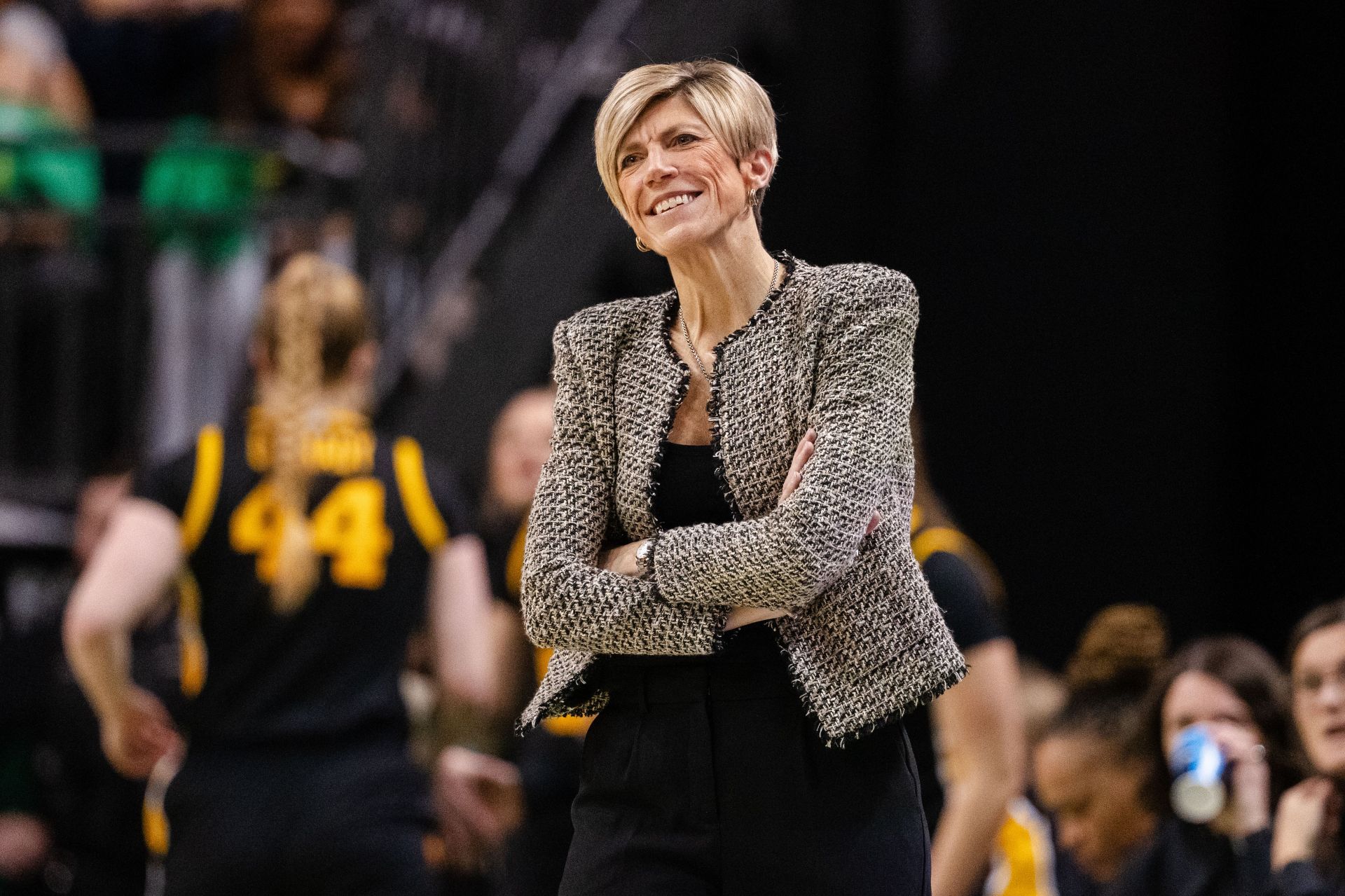 "Love watching you do your thing": Jan Jensen’s wife Julie shares a heartfelt message for son after high school hoops season ends