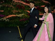 MS Dhoni and wife Sakshi spotted arriving in Dehradun ahead of Rishabh Pant's sister's wedding [Watch]