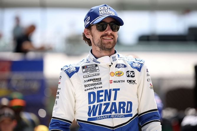 Ryan Blaney gives his hilarious analogy to IndyCar star Scott McLaughlin’s heated exchange with Devlin DeFranceso